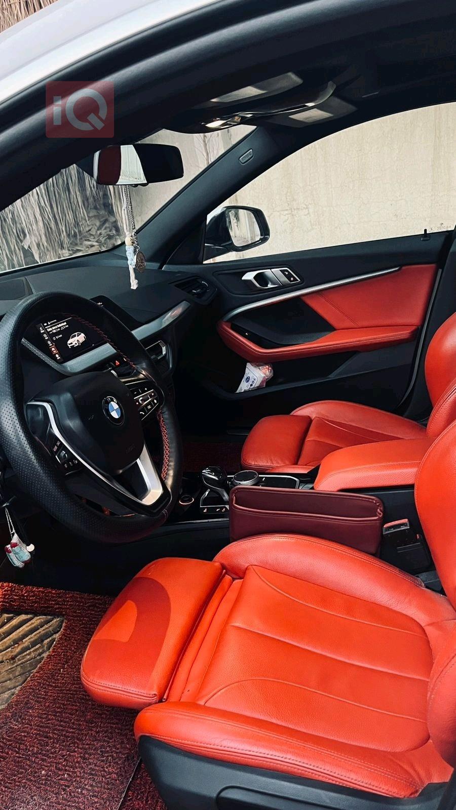 بي ام دبليو الفئة 2